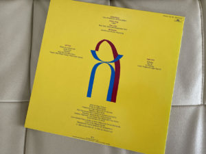 キング・クリムゾン(King Crimson)『スリー・オブ・ア・パーフェクト・ペアー』(Three of a Perfect Pair):ジャケットの裏面