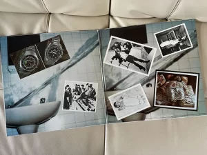 デヴィッド・ボウイ（David Bowie）『ロジャー（間借人）』（Lodger）：ジャケットの見開き