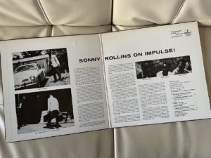 ソニー・ロリンズ(Sonny Rollins)『オン・インパルス』(Sonny Rollins On Impulse):ジャケットの見開き